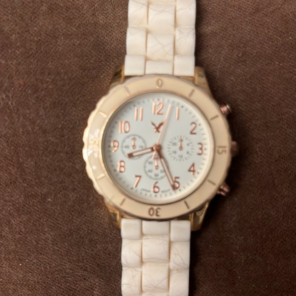 American Eagle Jelly Watch Cream and Rose Gold - Picture 2 of 4
